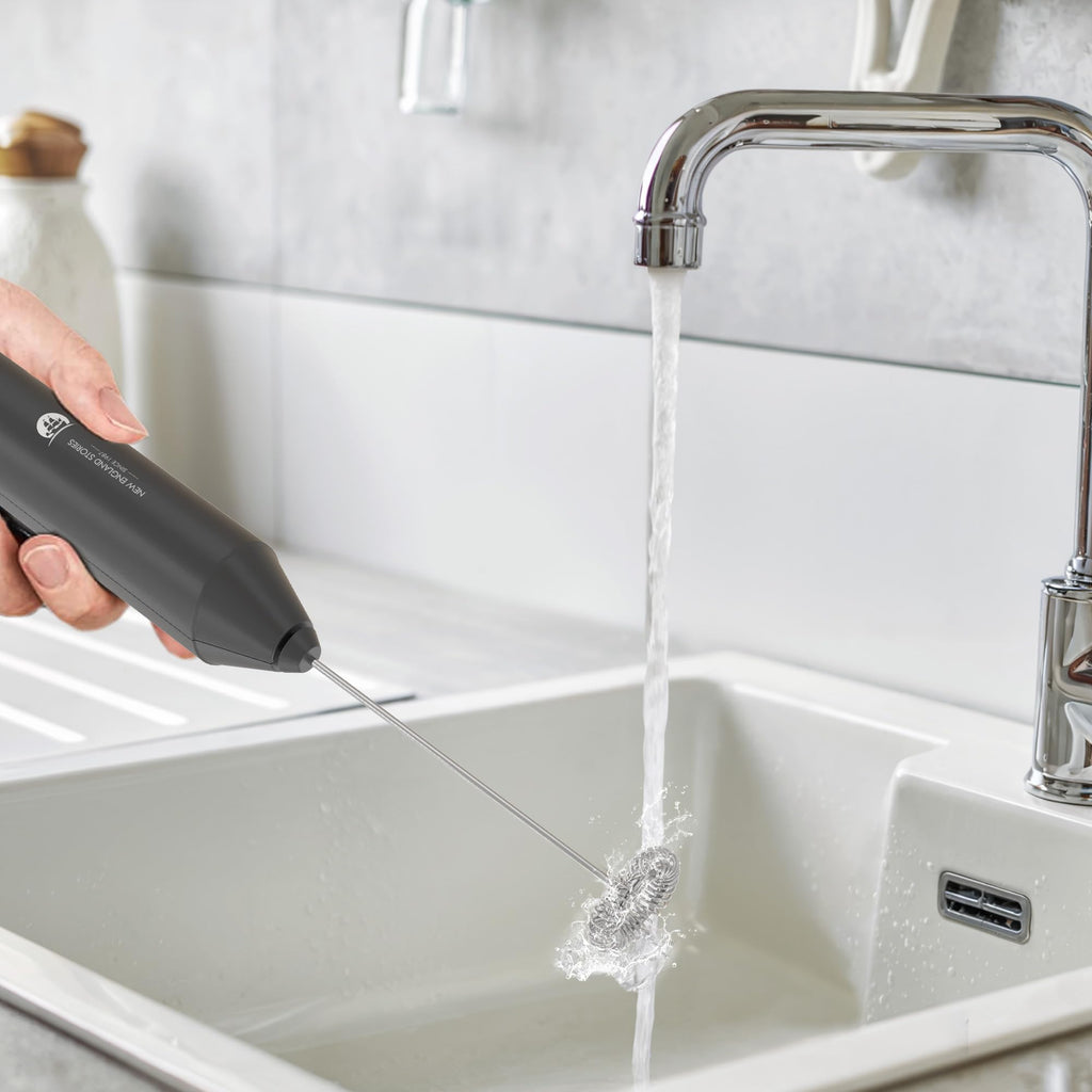 Powerful Milk Frother Wand - Mini Handheld Milk Frother with Stainless Steel Whisk - Battery-Powered Drink Mixer for Coffee, Lattes, Cappuccinos, Matcha - Coffee Enthusiasts Gift - Black